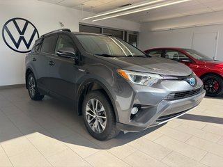 2018 Toyota RAV4 HYBRIDE XLE in Boucherville, Quebec - 3 - w320h240px