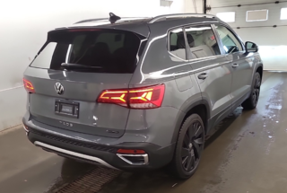 2024 Volkswagen Taos HIGHLINE in Boucherville, Quebec - 5 - w320h240px