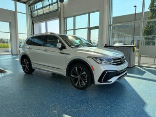 Volkswagen Tiguan Highline R-Line 2022 à Boucherville, Québec - 3 - w320h240px