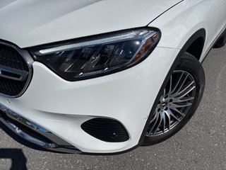 2025 Mercedes-Benz GLC 300