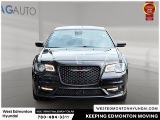 2023 Chrysler 300 Touring in Edmonton, Alberta - 4 - w320h240px