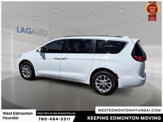 2022 Chrysler Pacifica Touring-L in Edmonton, Alberta - 5 - w320h240px