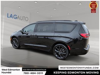 2023 Chrysler Pacifica Touring-L in Edmonton, Alberta - 5 - w320h240px