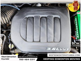 2018 Dodge Grand Caravan Crew in Edmonton, Alberta - 2 - w320h240px