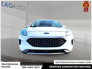 2020 Ford Escape SE in Edmonton, Alberta - 3 - w320h240px