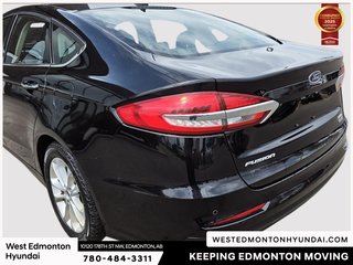 2020 Ford Fusion Hybrid SEL in Edmonton, Alberta - 6 - w320h240px