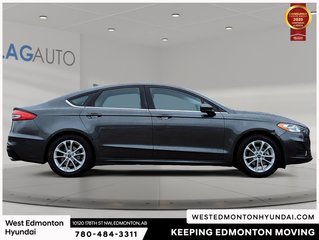2019 Ford Fusion SE in Edmonton, Alberta - 5 - w320h240px