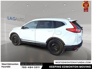 2017 Honda CR-V Touring in Edmonton, Alberta - 5 - w320h240px