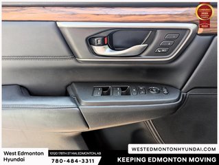 2022 Honda CR-V Touring in Edmonton, Alberta - 6 - w320h240px