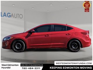 2017 Hyundai Elantra SE in Edmonton, Alberta - 4 - w320h240px