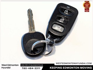 2020 Hyundai Elantra Preferred in Edmonton, Alberta - 5 - w320h240px