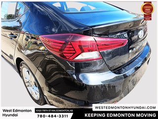 2020 Hyundai Elantra Preferred in Edmonton, Alberta - 6 - w320h240px