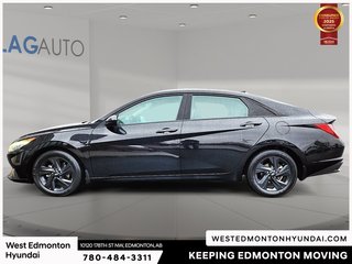 2022 Hyundai Elantra Preferred in Edmonton, Alberta - 5 - w320h240px