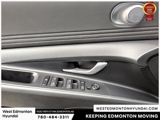 2023 Hyundai Elantra Preferred in Edmonton, Alberta - 6 - w320h240px