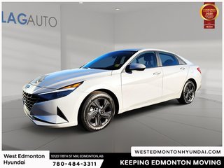 2023 Hyundai Elantra Preferred in Edmonton, Alberta - 4 - w320h240px