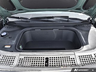 2026 Hyundai Ioniq 9 Preferred AWD with Luxury package in Edmonton, Alberta - 6 - w320h240px