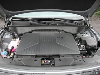 2025 Hyundai KONA ELECTRIC Preferred in Edmonton, Alberta - 6 - w320h240px