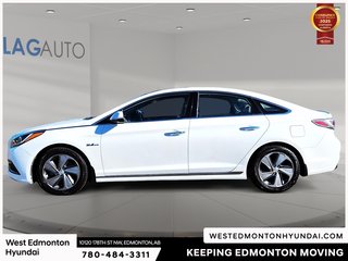 2017 Hyundai Sonata Hybrid Limited in Edmonton, Alberta - 4 - w320h240px