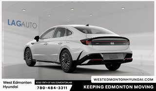 2026 Hyundai Sonata Hybrid Preferred-Trend in Edmonton, Alberta - 3 - w320h240px