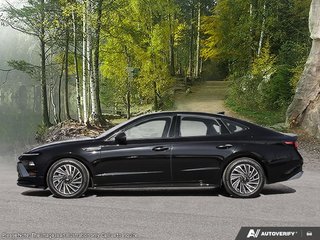 2026 Hyundai Sonata Hybrid Preferred-Trend in Edmonton, Alberta - 3 - w320h240px