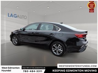 2022 Kia Forte GT-Line in Edmonton, Alberta - 5 - w320h240px