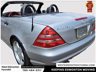 2001 Mercedes-Benz SLK 230 in Edmonton, Alberta - 6 - w320h240px