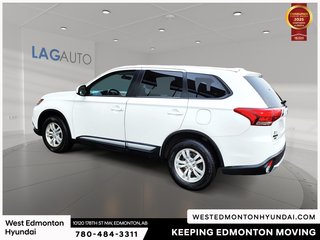 2017 Mitsubishi Outlander ES in Edmonton, Alberta - 5 - w320h240px