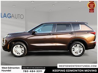 2024 Mitsubishi Outlander ES in Edmonton, Alberta - 4 - w320h240px