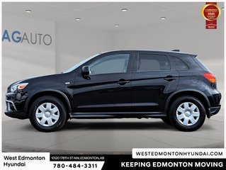 2018 Mitsubishi RVR SE in Edmonton, Alberta - 2 - w320h240px