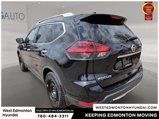 2020 Nissan Rogue SV in Edmonton, Alberta - 6 - w320h240px