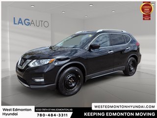 2020 Nissan Rogue SV in Edmonton, Alberta - 3 - w320h240px