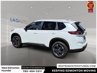 2025 Nissan Rogue SV in Edmonton, Alberta - 6 - w320h240px