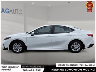 2025 Toyota Camry SE in Edmonton, Alberta - 5 - w320h240px