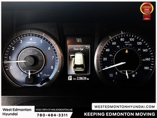 2012 Toyota Sienna LE in Edmonton, Alberta - 6 - w320h240px
