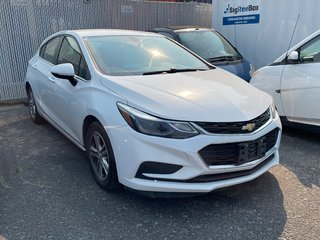 2017 Chevrolet Cruze LT Hatchback in Kamloops, British Columbia - 3 - w320h240px