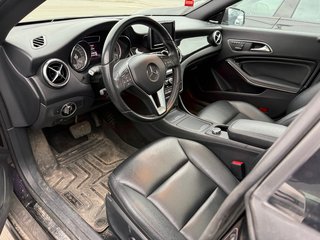 2014 Mercedes-Benz CLA250 4MATIC Coupe in Kamloops, British Columbia - 4 - w320h240px