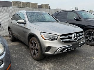 2022 Mercedes-Benz GLC300 4MATIC SUV in Kamloops, British Columbia - 3 - w320h240px