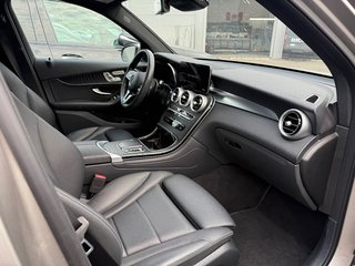 2022 Mercedes-Benz GLC300 4MATIC SUV in Kamloops, British Columbia - 6 - w320h240px