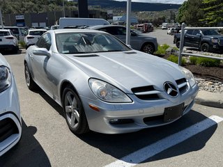 2008 Mercedes-Benz SLK280 in Kamloops, British Columbia - 3 - w320h240px