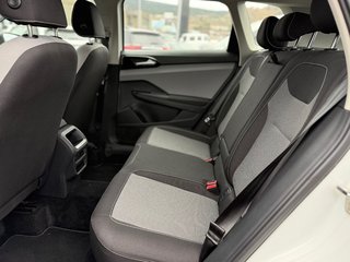 2024 Volkswagen Taos Trendline 1.5T 8sp at w/ Tip in Kamloops, British Columbia - 5 - w320h240px