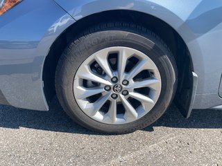 2022 Toyota Corolla SE in Woodstock, Ontario - 6 - w320h240px