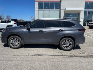 2024 Toyota Highlander Hybrid Limited in Woodstock, Ontario - 2 - w320h240px