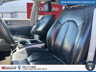 2023 Chrysler CHRYSLER in Deer Lake, Newfoundland and Labrador - 6 - w320h240px