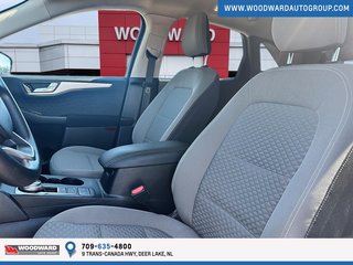 2020 Ford Escape in Deer Lake, Newfoundland and Labrador - 5 - w320h240px