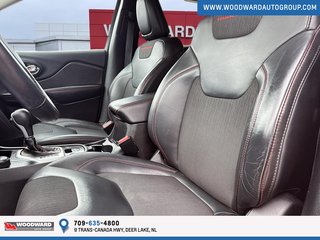 2016 Jeep Cherokee in Deer Lake, Newfoundland and Labrador - 7 - w320h240px