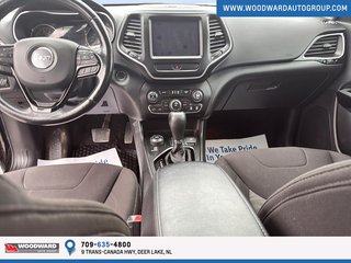 2020 Jeep Cherokee in Deer Lake, Newfoundland and Labrador - 8 - w320h240px