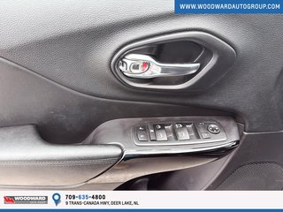 2020 Jeep Cherokee in Deer Lake, Newfoundland and Labrador - 9 - w320h240px