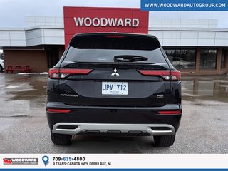 2023 Mitsubishi Outlander in Deer Lake, Newfoundland and Labrador - 3 - w320h240px