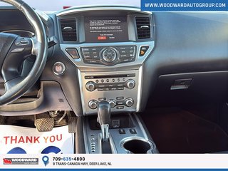 2018 Nissan Pathfinder in Deer Lake, Newfoundland and Labrador - 6 - w320h240px