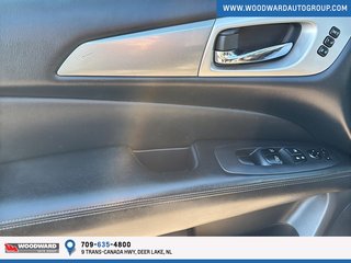 2018 Nissan Pathfinder in Deer Lake, Newfoundland and Labrador - 7 - w320h240px